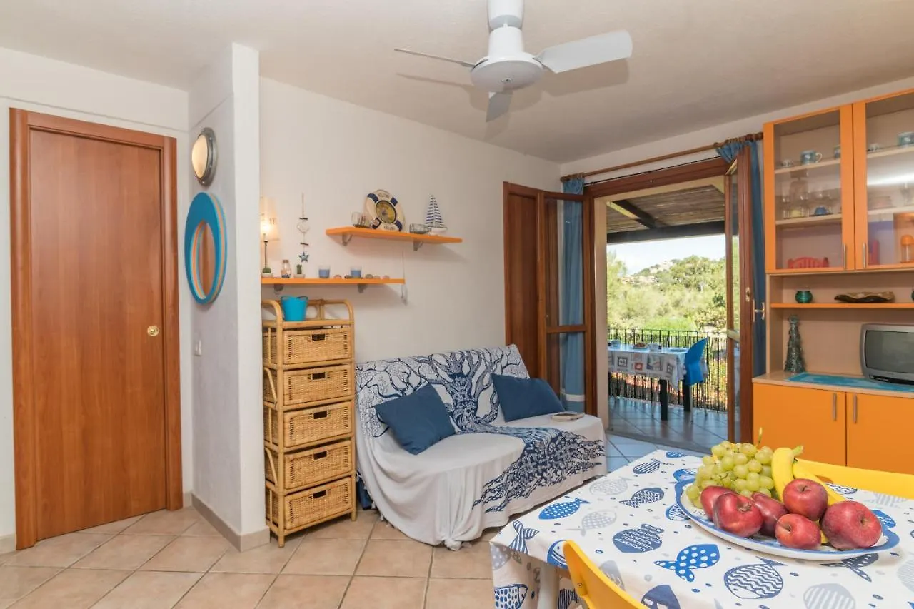 Apartment Casa Emozione With Shared Pool - Happy Rentals Marinella