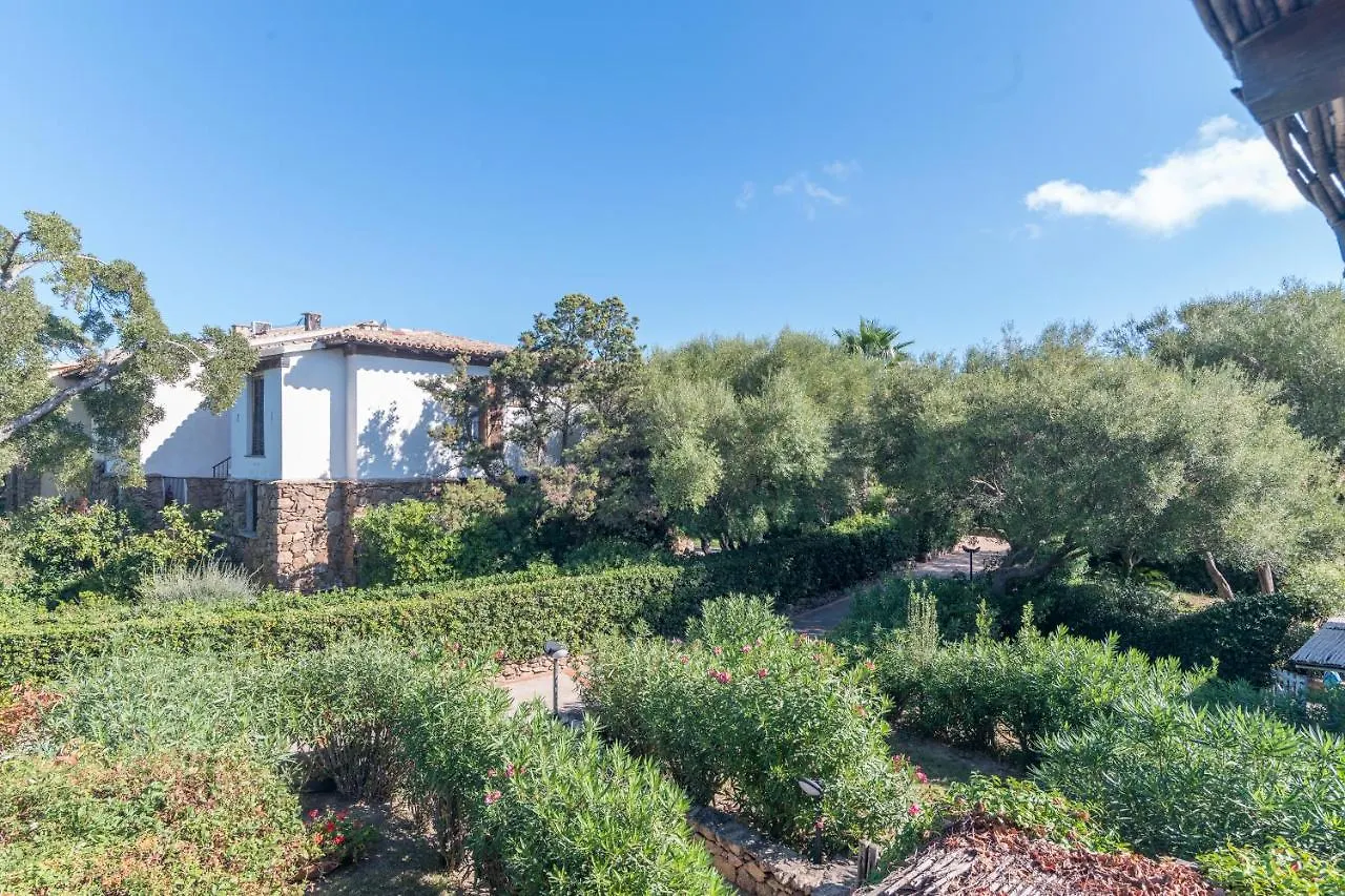 Apartment Casa Emozione With Shared Pool - Happy Rentals Marinella