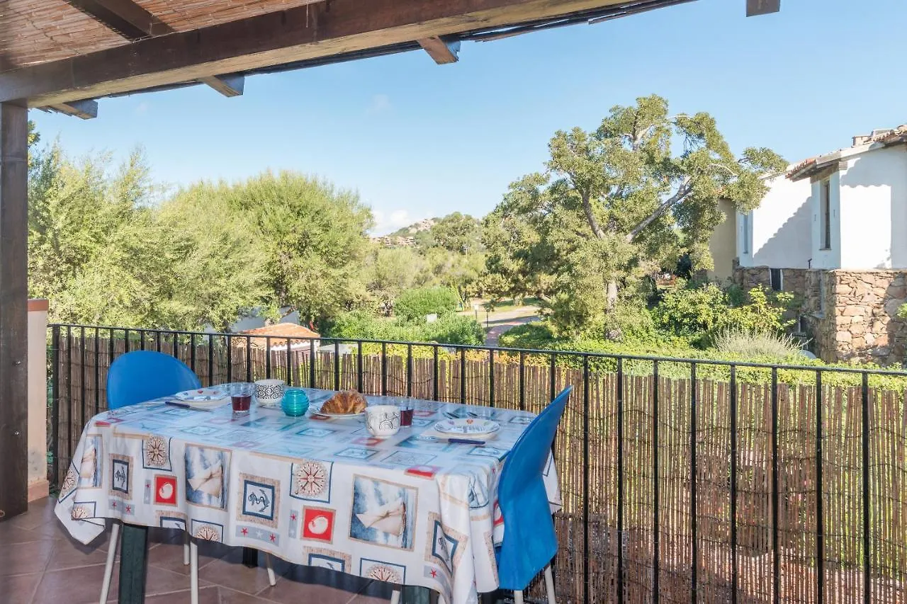 Apartment Casa Emozione With Shared Pool - Happy Rentals Marinella  Italy